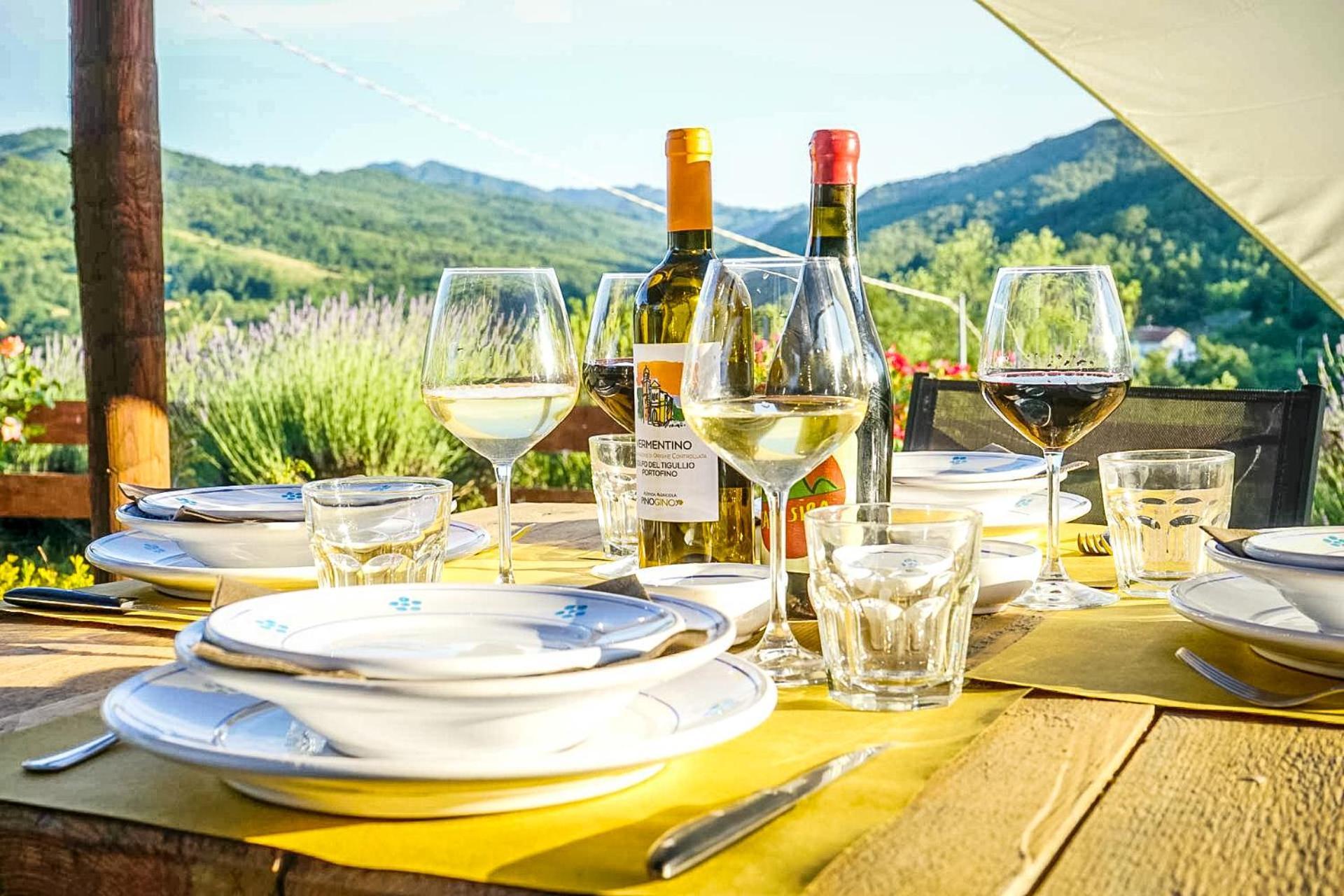 Agriturismo Dei Legi San Pietro Vara Eksteriør bilde