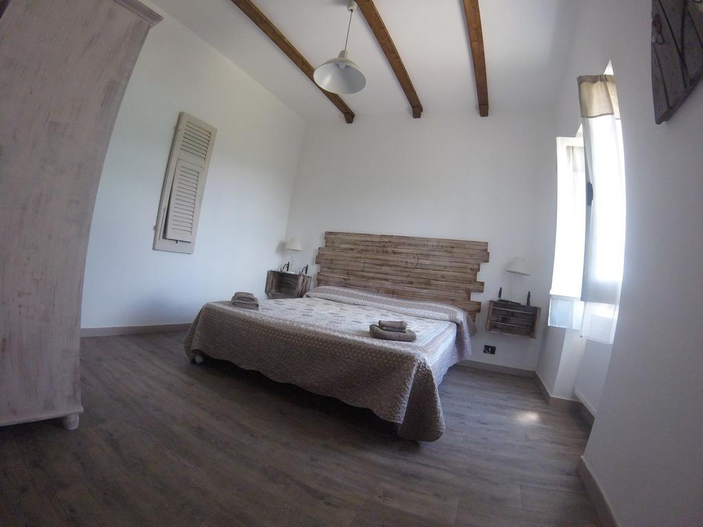 Agriturismo Dei Legi San Pietro Vara Eksteriør bilde
